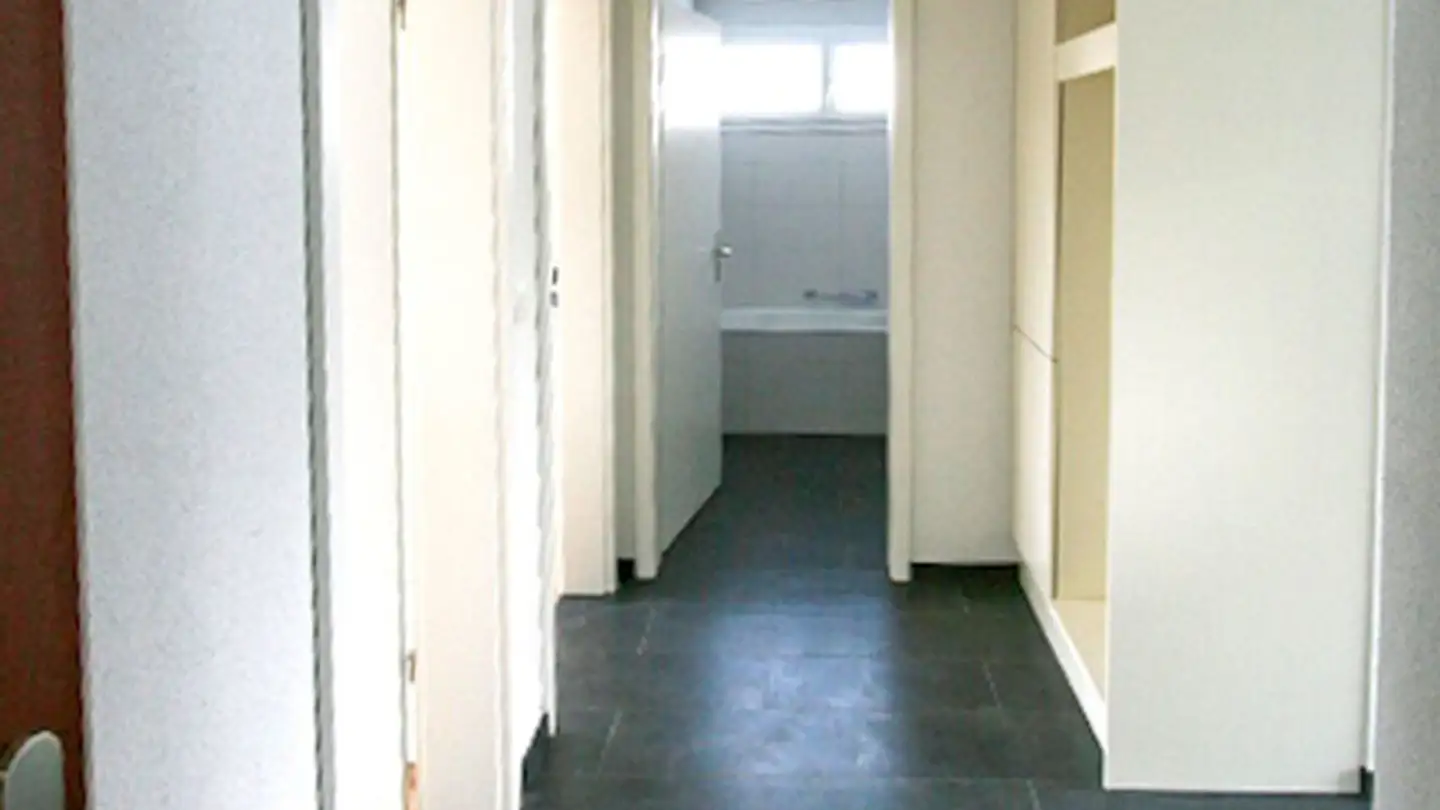 Appartement à louer - Chemin Du Praly / Pralyweg, 1796 Courgevaux - Photo 4