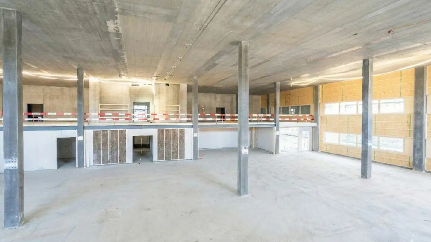 Grand magasin à louer - Eymattstrasse, 3027 Bern