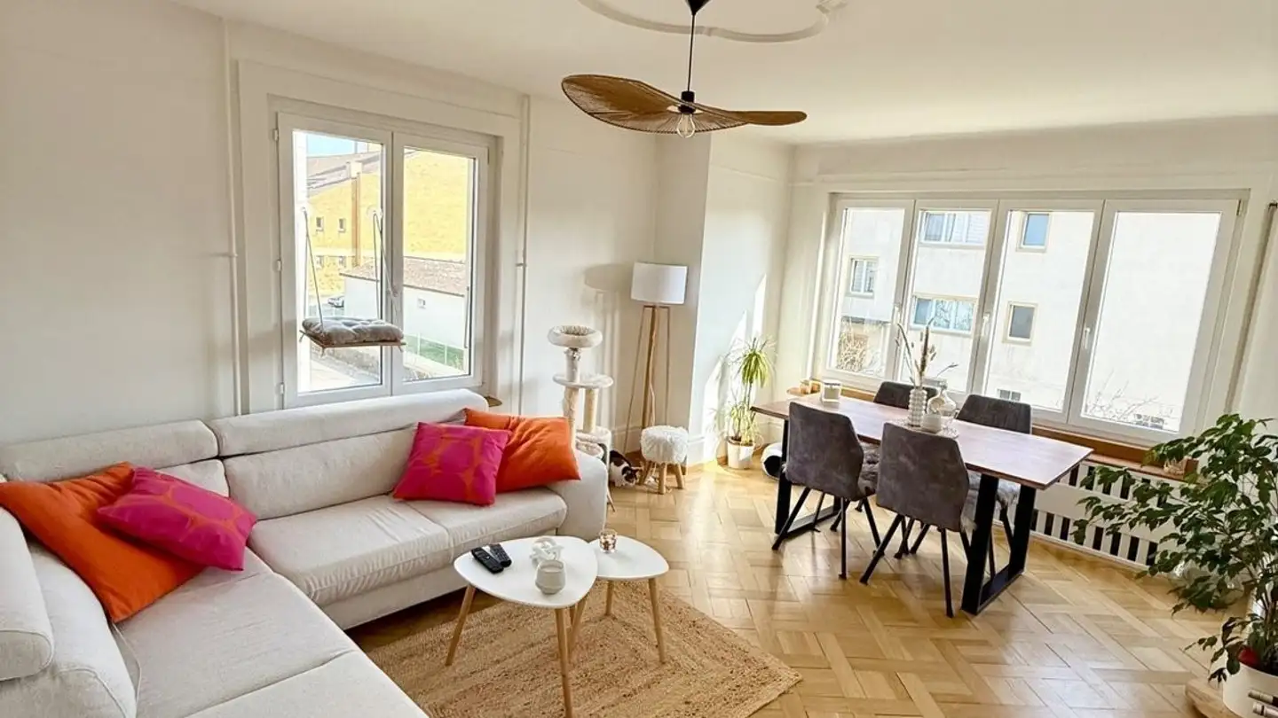 Appartement à louer - 1786 Sugiez