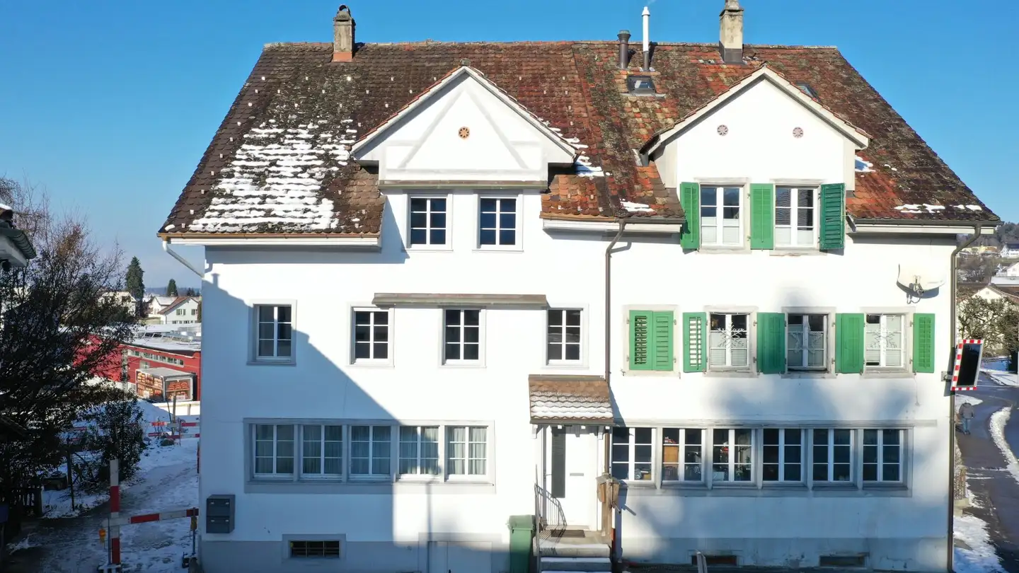Einfamilienhaus kaufen - Walderstrasse, 8340 Hinwil