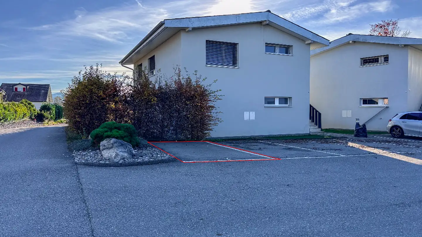 Parcheggio esterno in affitto - Impasse De Riombochet 31, 1673 Promasens - Photo 2