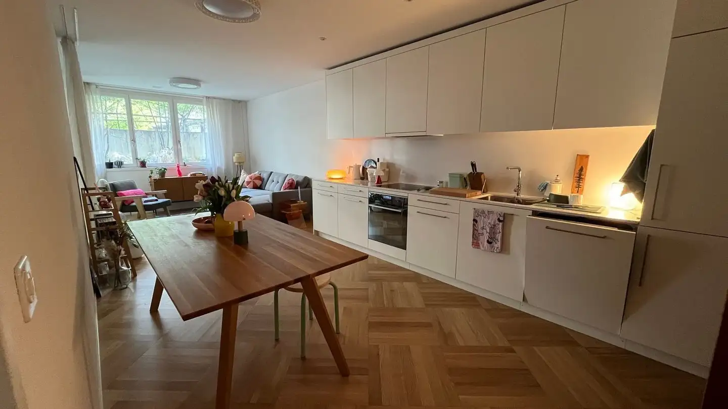 Wohnung mieten - Badenerstrasse 701, 8048 Zürich