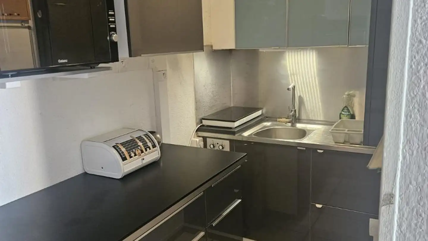 Appartement meublé à louer - Rue Des Berthoudes 26, 2000 Neuchâtel - Photo 2