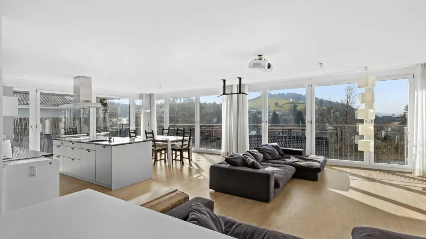 Wohnung mieten - Obere Berneggstrasse, 9012 St. Gallen - Foto 2