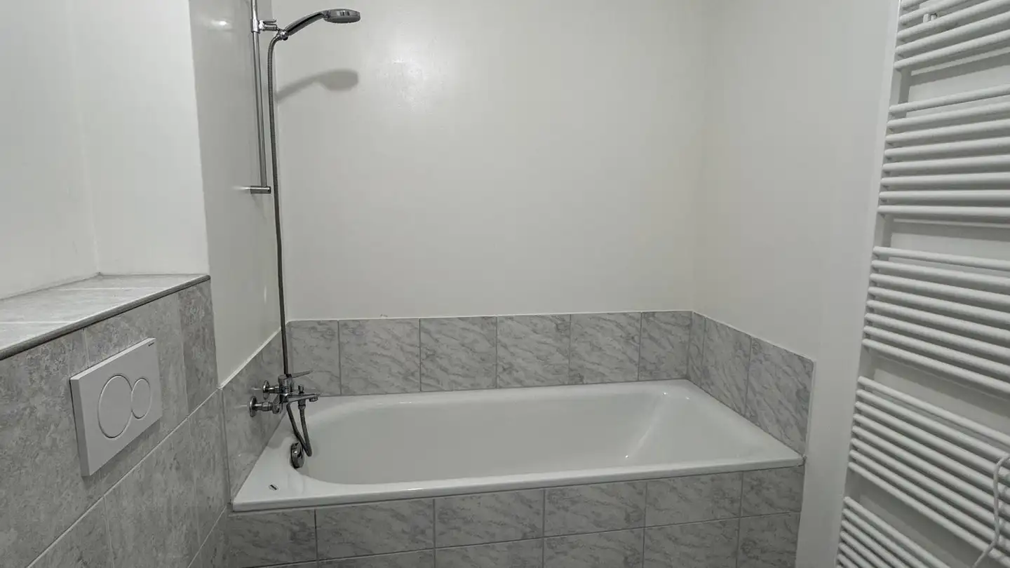 Commercial à louer - Dorfstrasse 2, 8603 Schwerzenbach - Photo 3