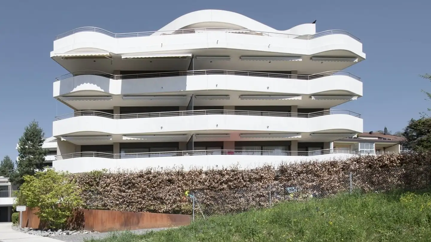 Place de parking extérieure à louer - Avenue De Belmont 11, 1009 Pully