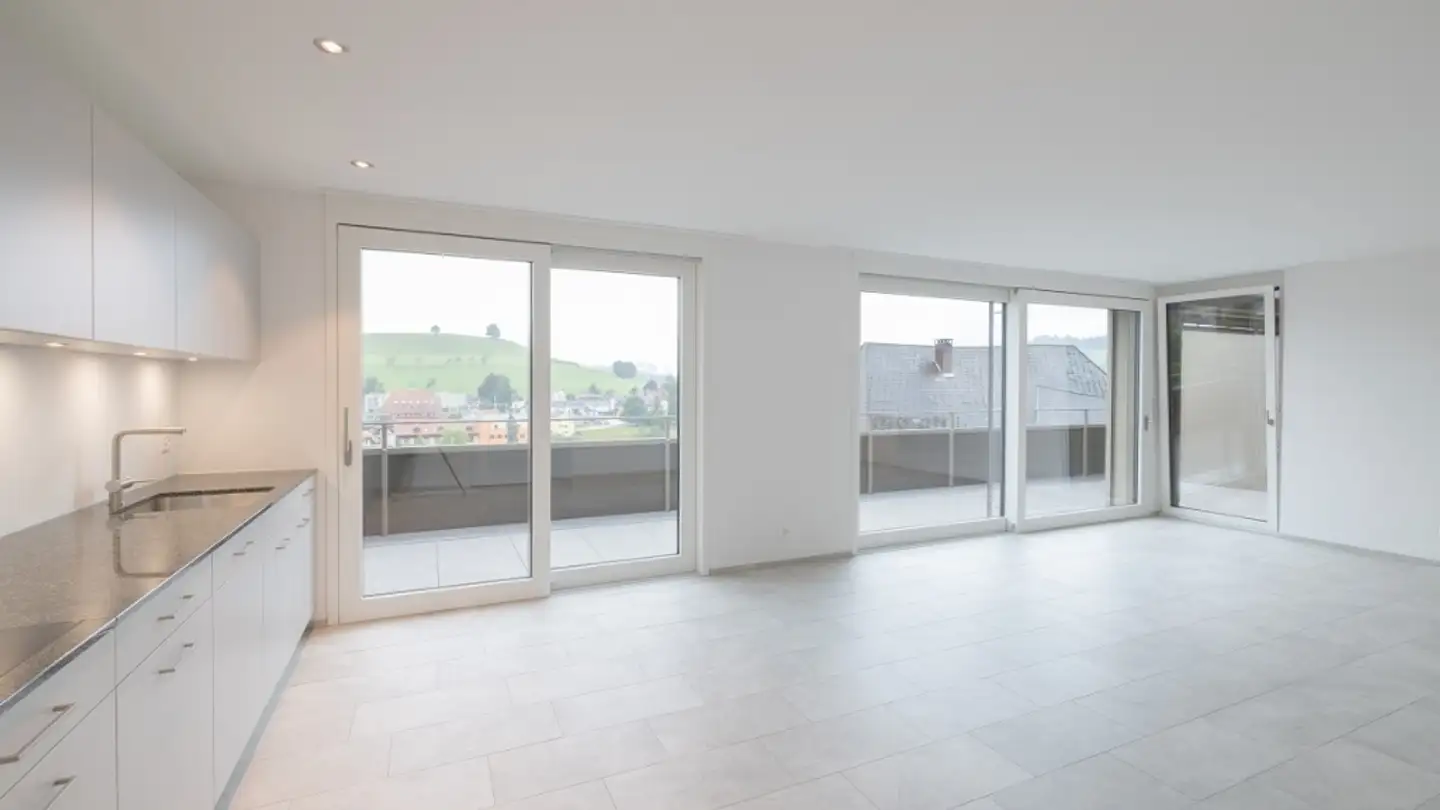 Wohnung mieten - Hohlenstrasse, 4950 Huttwil - Foto 2
