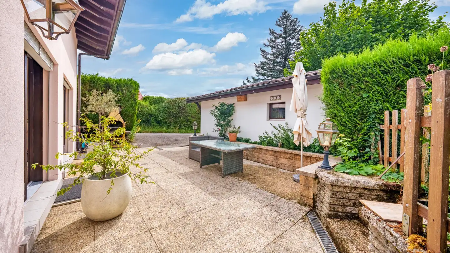 Row house for sale - 1270 Trélex