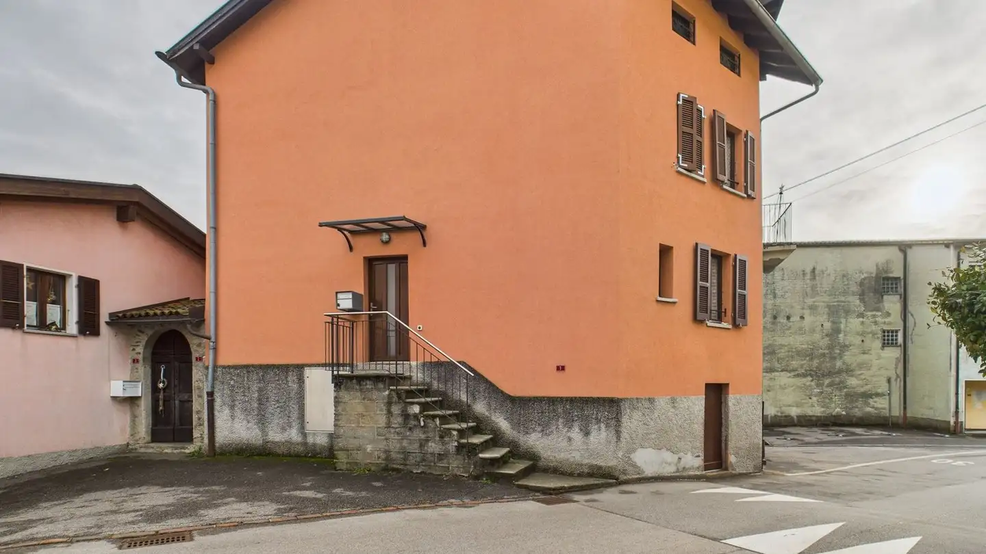 Casa a schiera in vendita - 6986 Novaggio - Foto 2