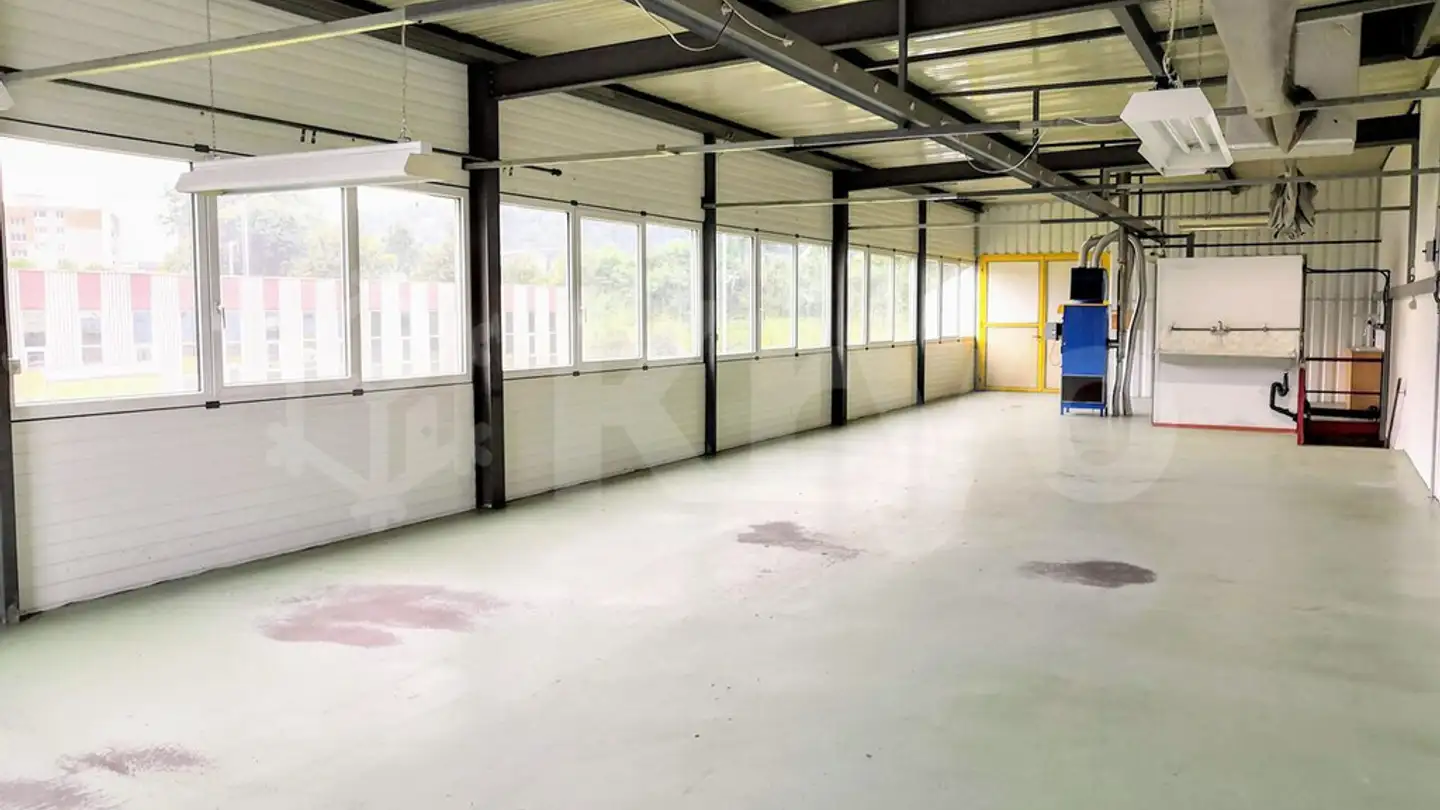 Commercial à louer - Chemin Des Grandes-Vies 19, 2900 Porrentruy - Photo 2