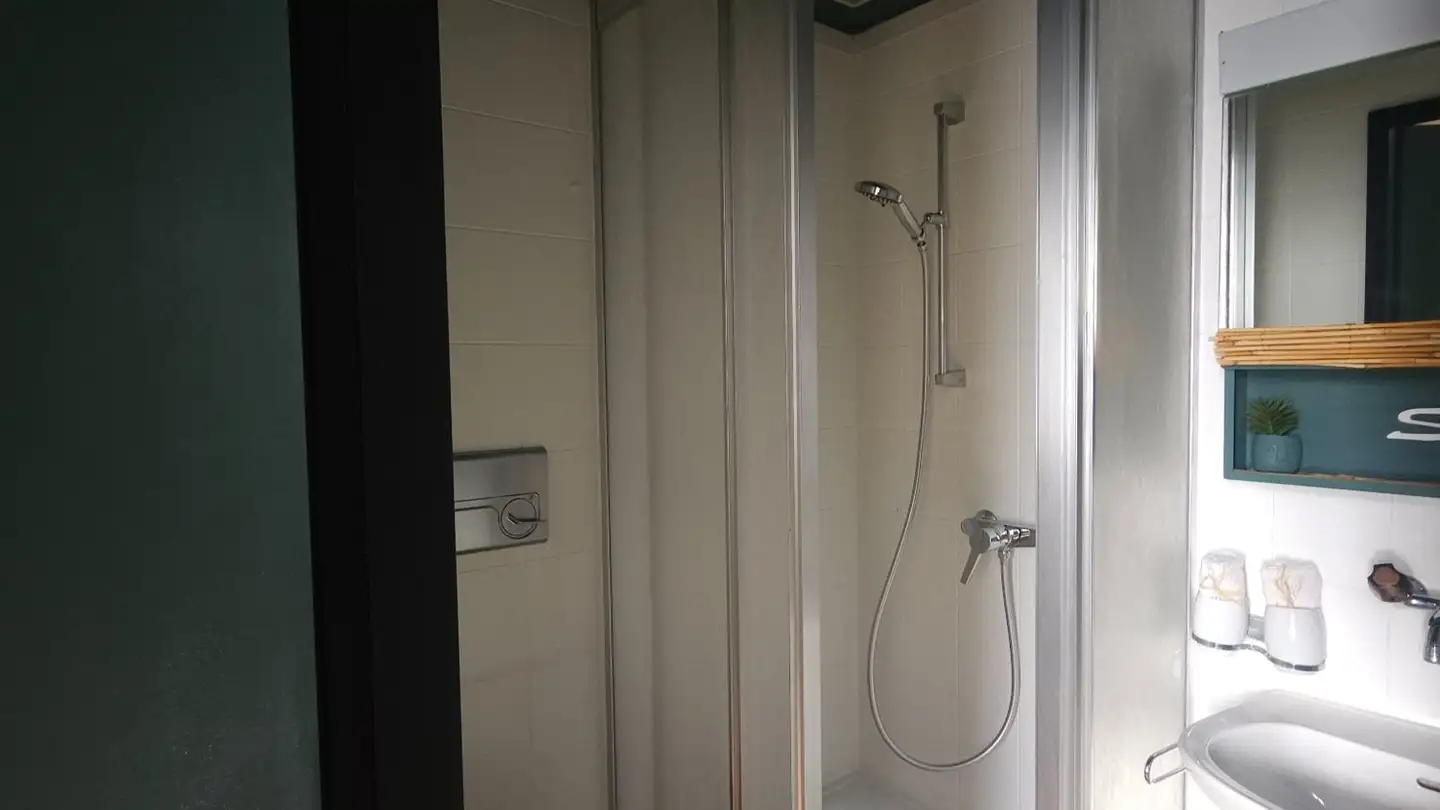 Apartment for rent - 2336 Les Bois - Photo 4