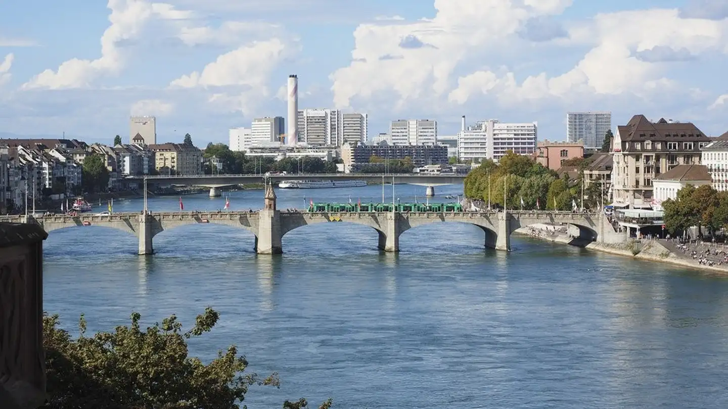 Commercial à louer - Spalenring 120, 4055 Basel