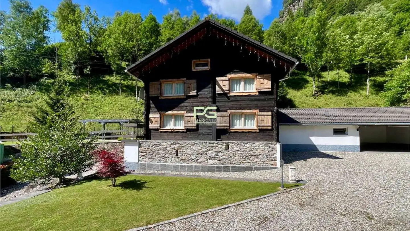 Single house for sale - 6548 Rossa