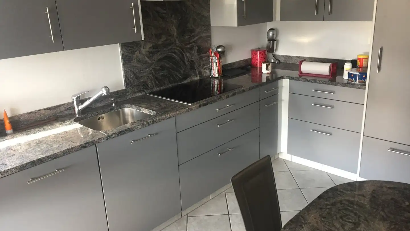 Apartment for rent - Route De Déjot-Vy, 3972 Miège - Photo 4