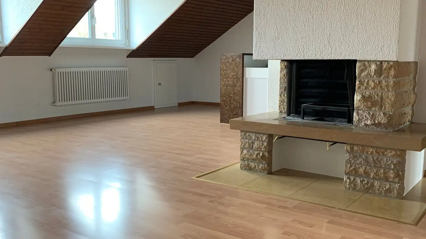 Attique à louer - Hintere Gasse 6, 4242 Laufen
