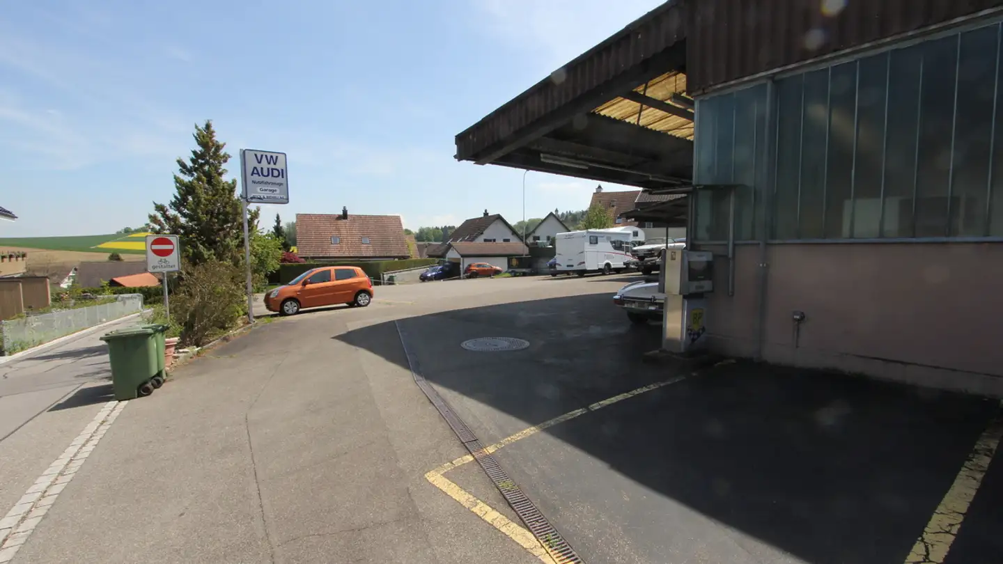 Edificio ad uso misto in vendita - Bergstrasse 7, 8155 Nassenwil - Photo 2