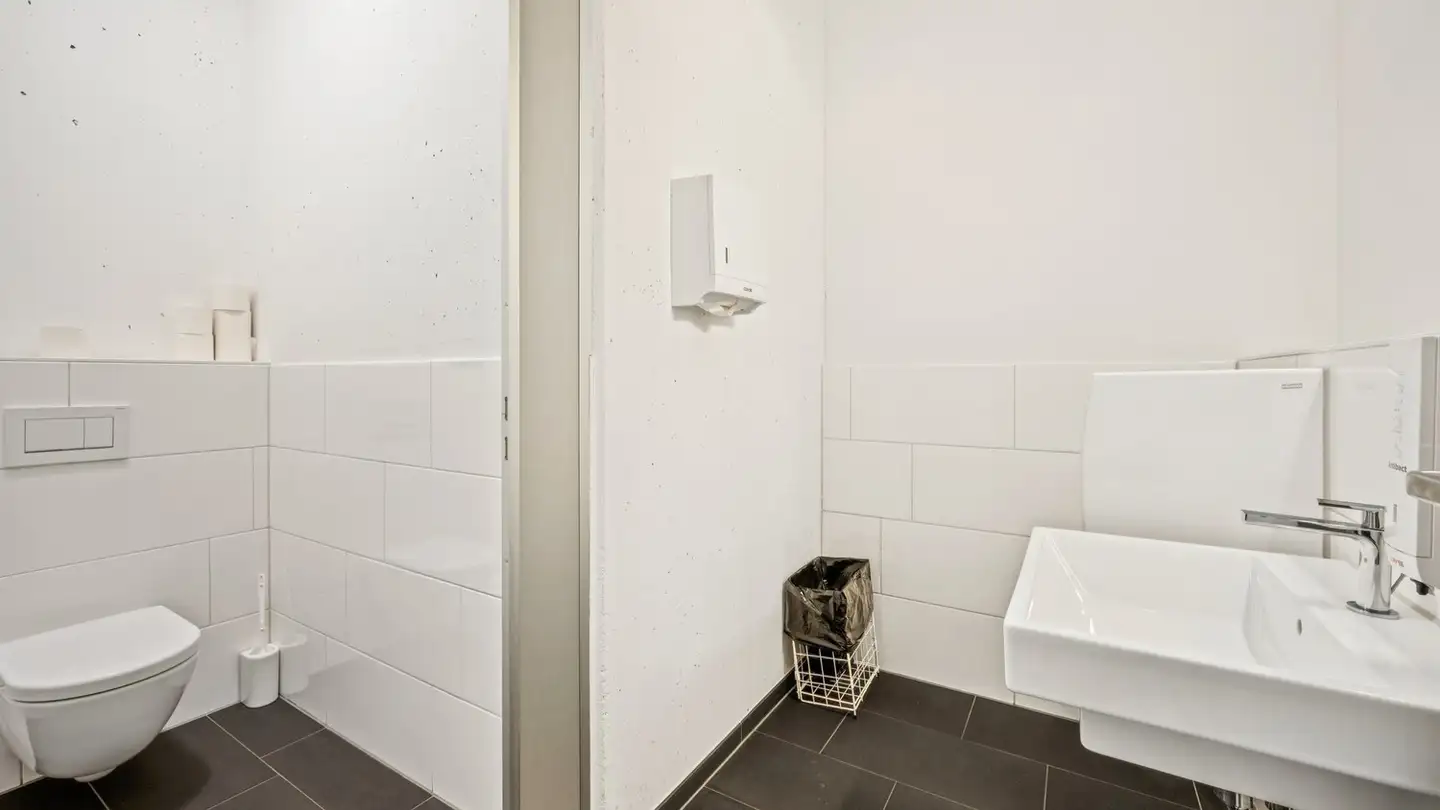 Spazio ufficio in affitto - Ueberlandstrasse 18, 8953 Dietikon