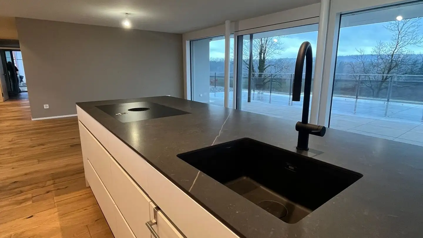 Stepped apartment for rent - Erlismattweg, 5445 Eggenwil - Photo 2