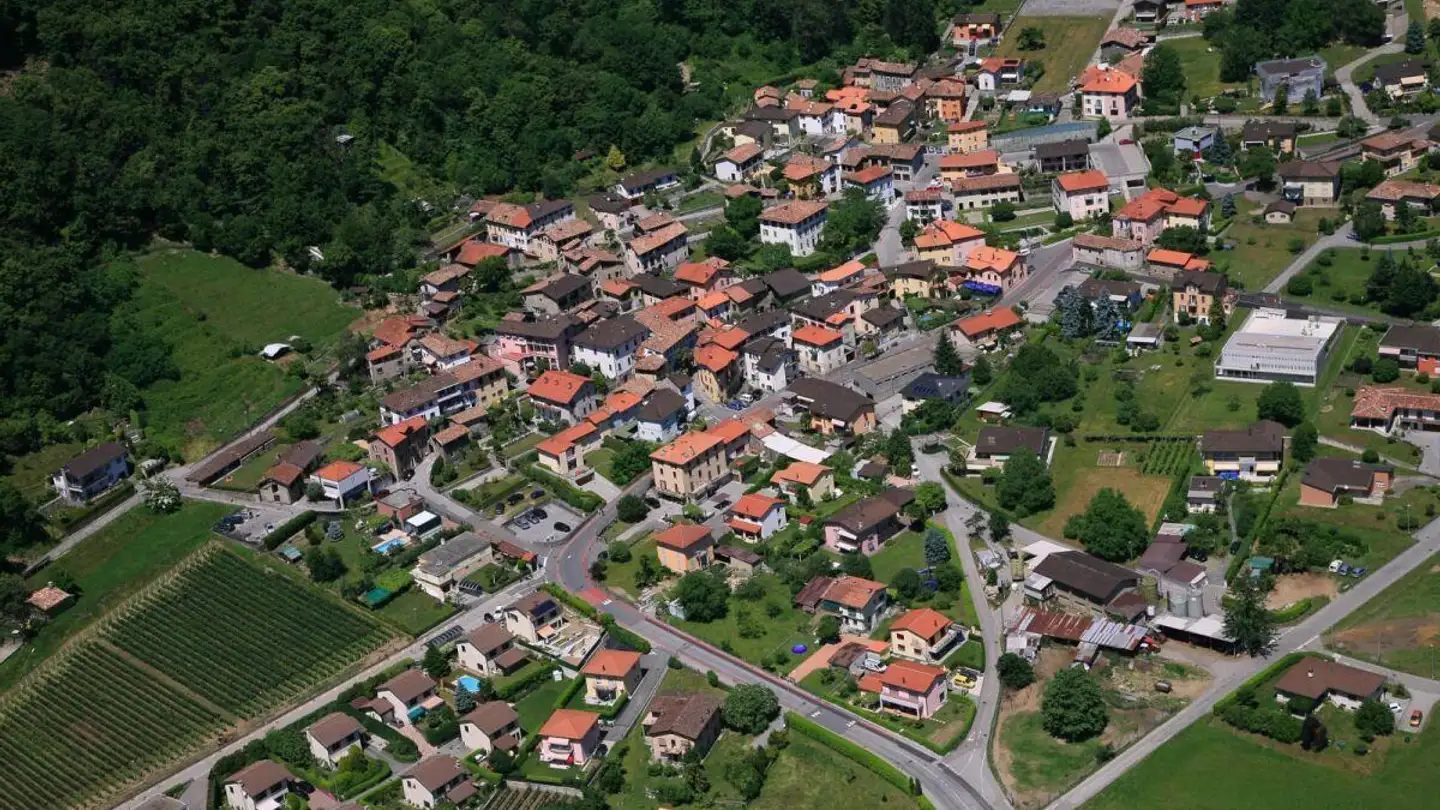 Terrain constructible à vendre - 6930 Bedano - Photo 4