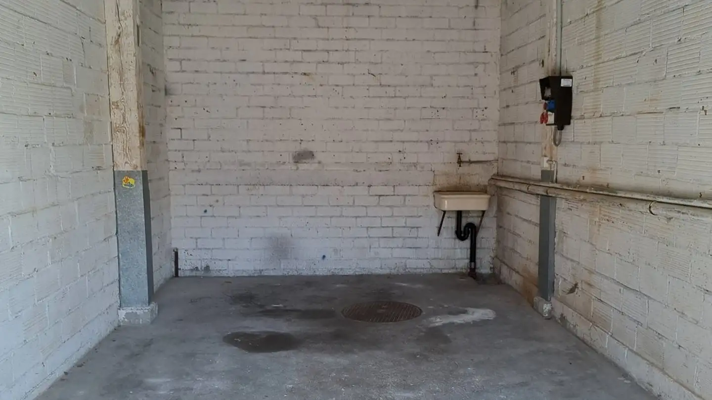 Garage singolo in affitto - Rue De Boujean / Bözingenstrasse 134, 2504 Biel/Bienne