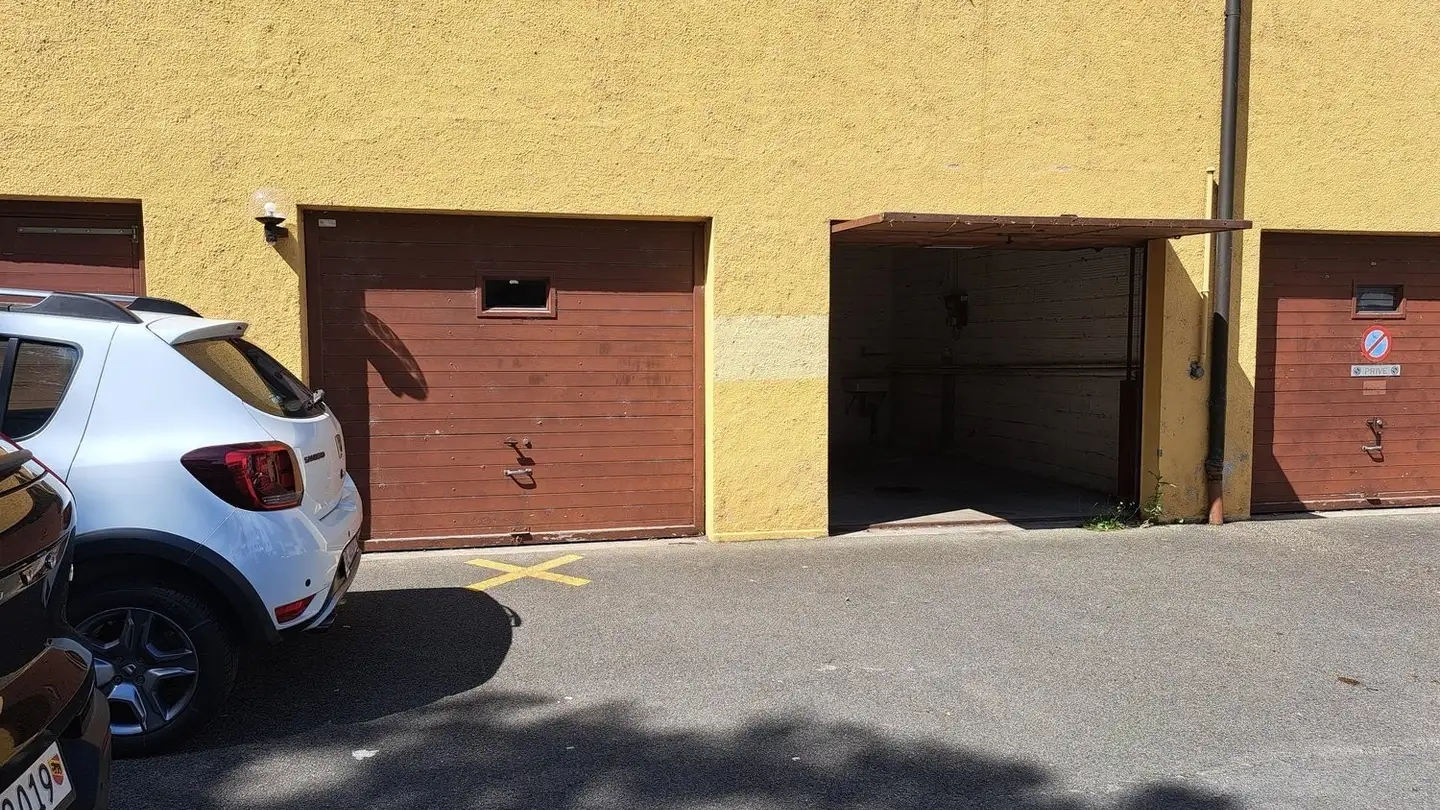 Garage singolo in affitto - Rue De Boujean / Bözingenstrasse 134, 2504 Biel/Bienne - Photo 3