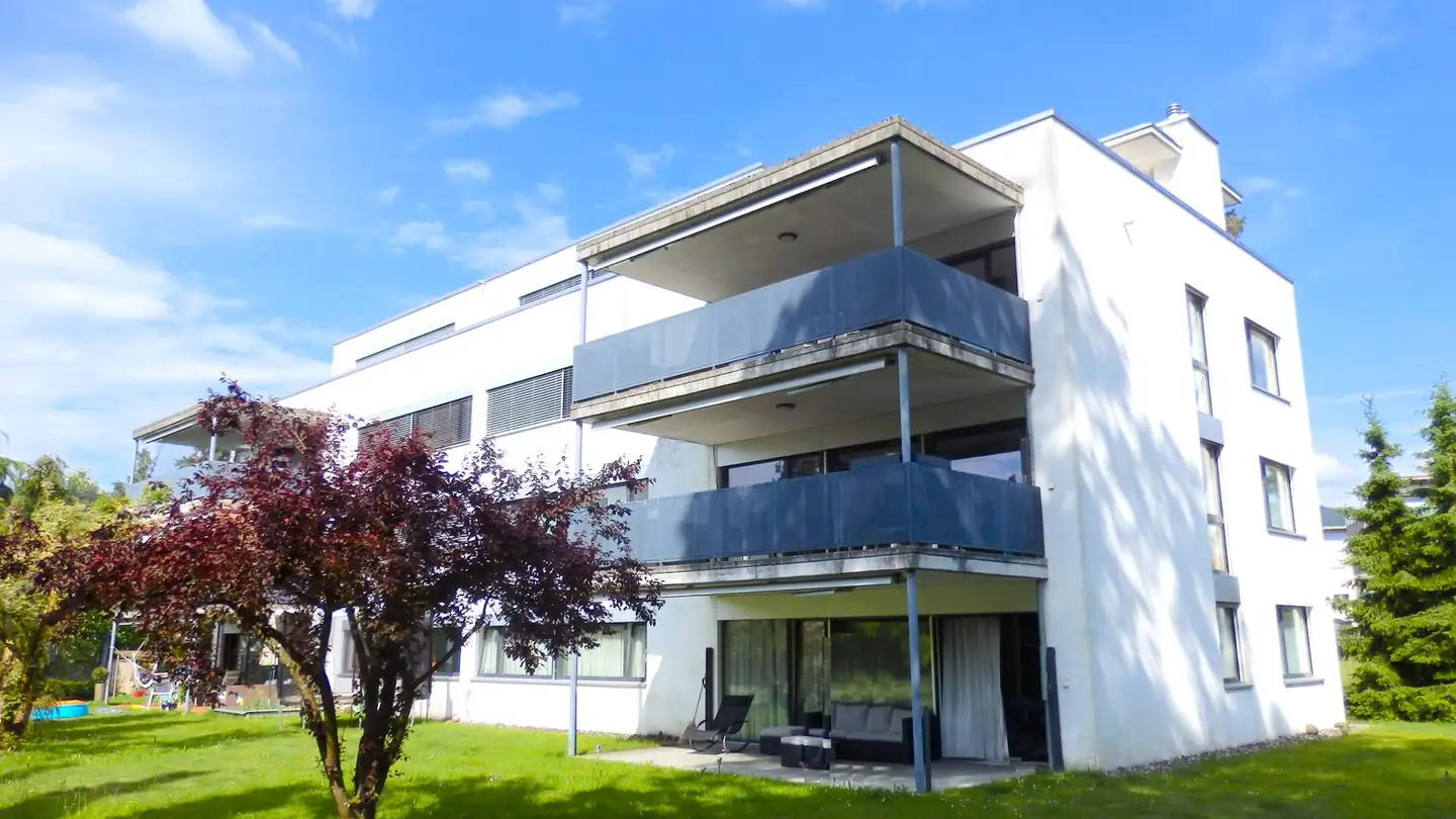 Tiefgaragenstellplatz mieten - Kreuzstrasse 16, 5726 Unterkulm