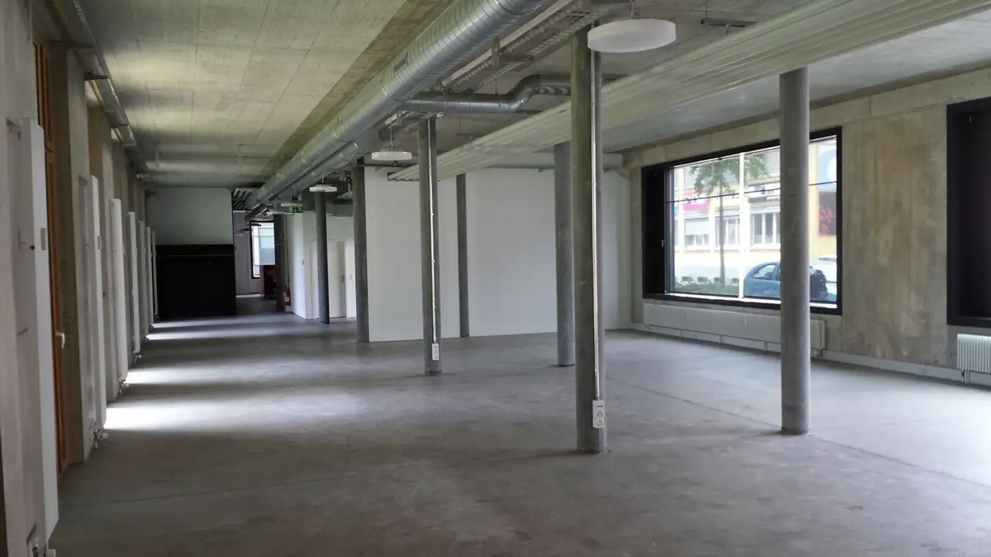 Commerciale in affitto - Alexander-Schöni-Strasse, 2503 Biel/Bienne - Photo 3