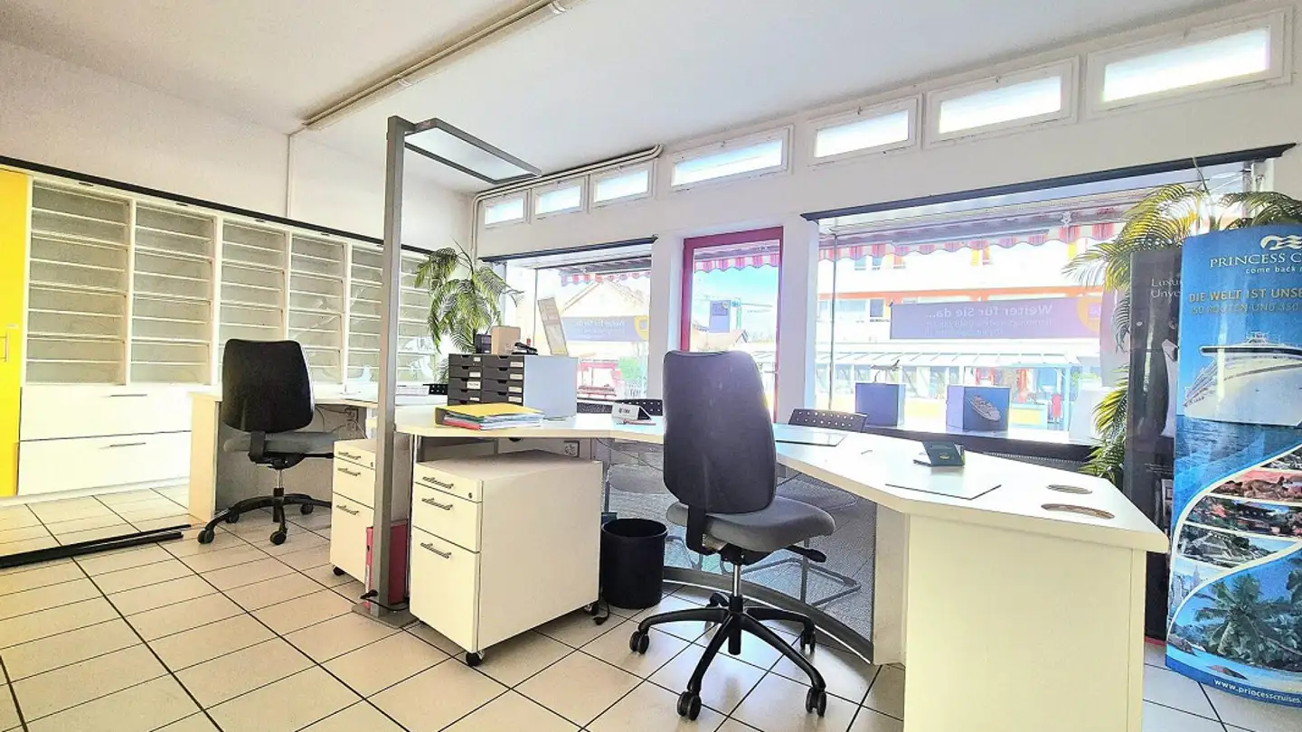 Office space for rent - Alberich Zwyssigstrasse 84, 5430 Wettingen - Photo 2