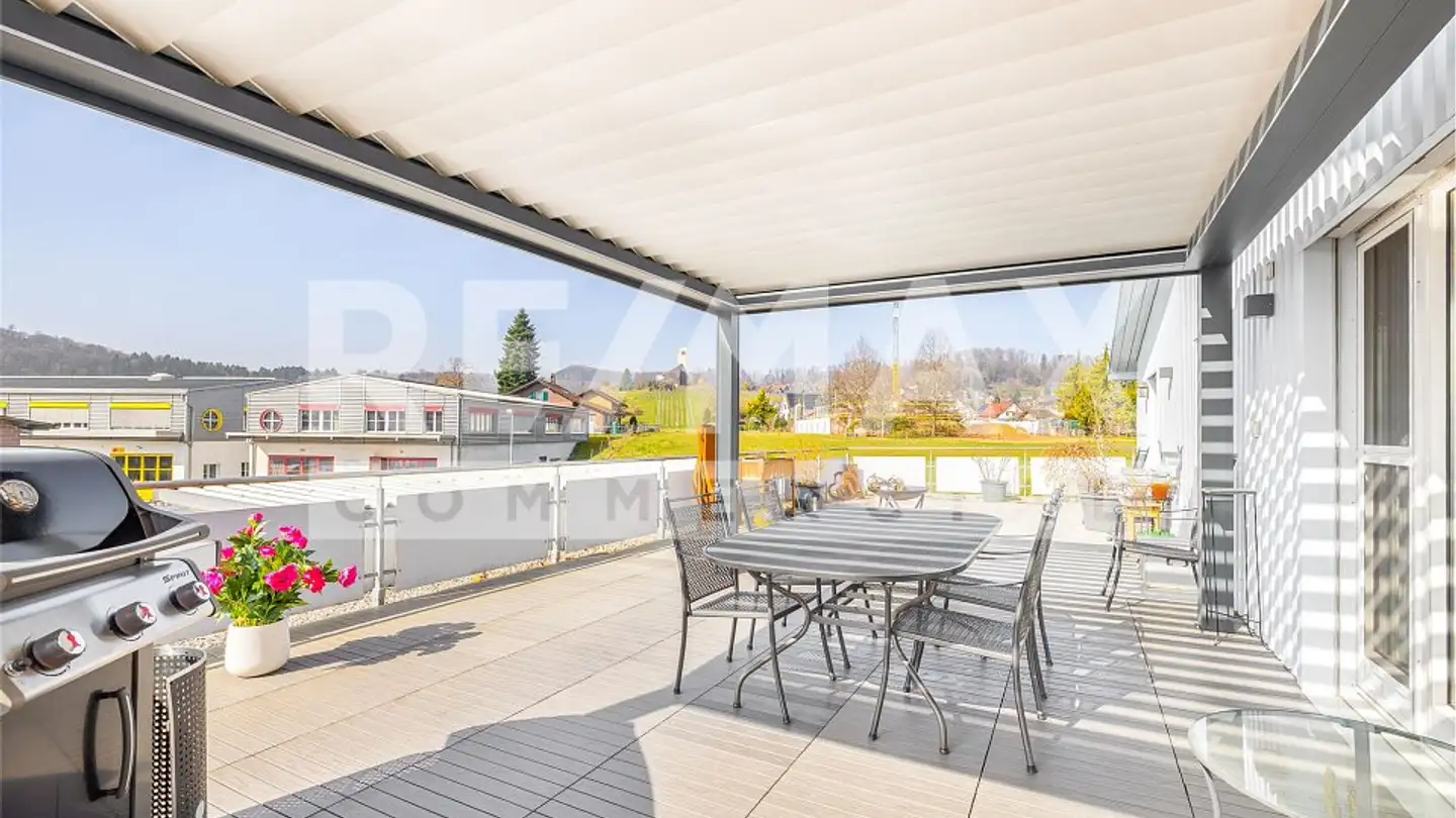 Mischgenutztes Gebäude kaufen - Grundstrasse 33, 8196 Wil ZH - Foto 2