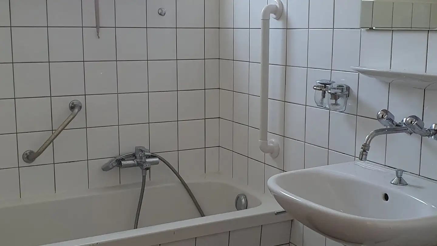 Appartamento in affitto - Rue Centrale 11, 2740 Moutier - Photo 4