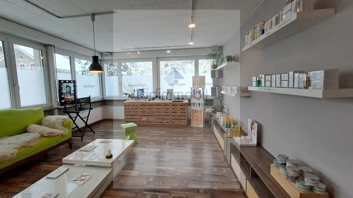 Gewerbe mieten - Place Du Marché 5, 2610 St-Imier - Foto 2