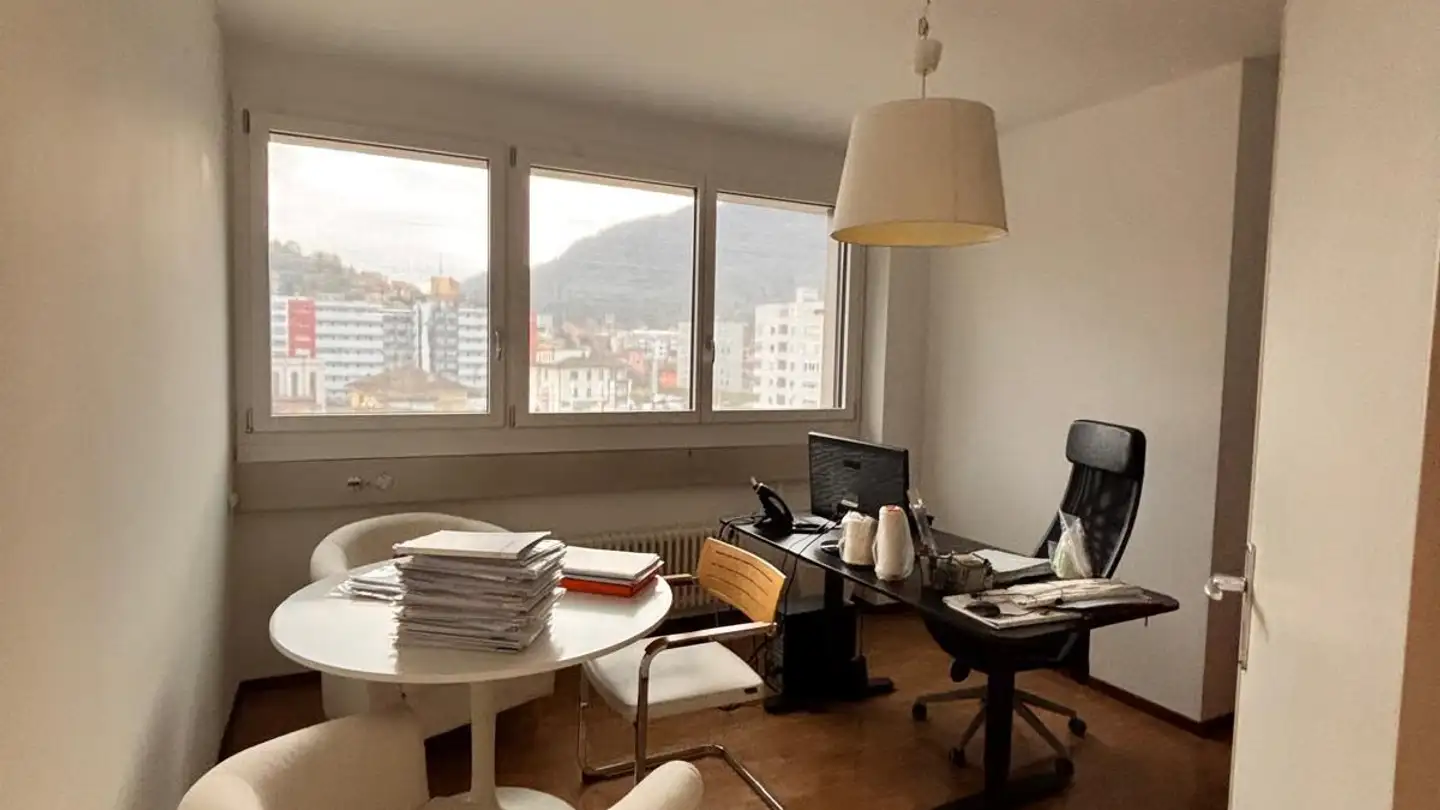Bürofläche mieten - Viale Alessandro Volta, 6830 Chiasso - Foto 4