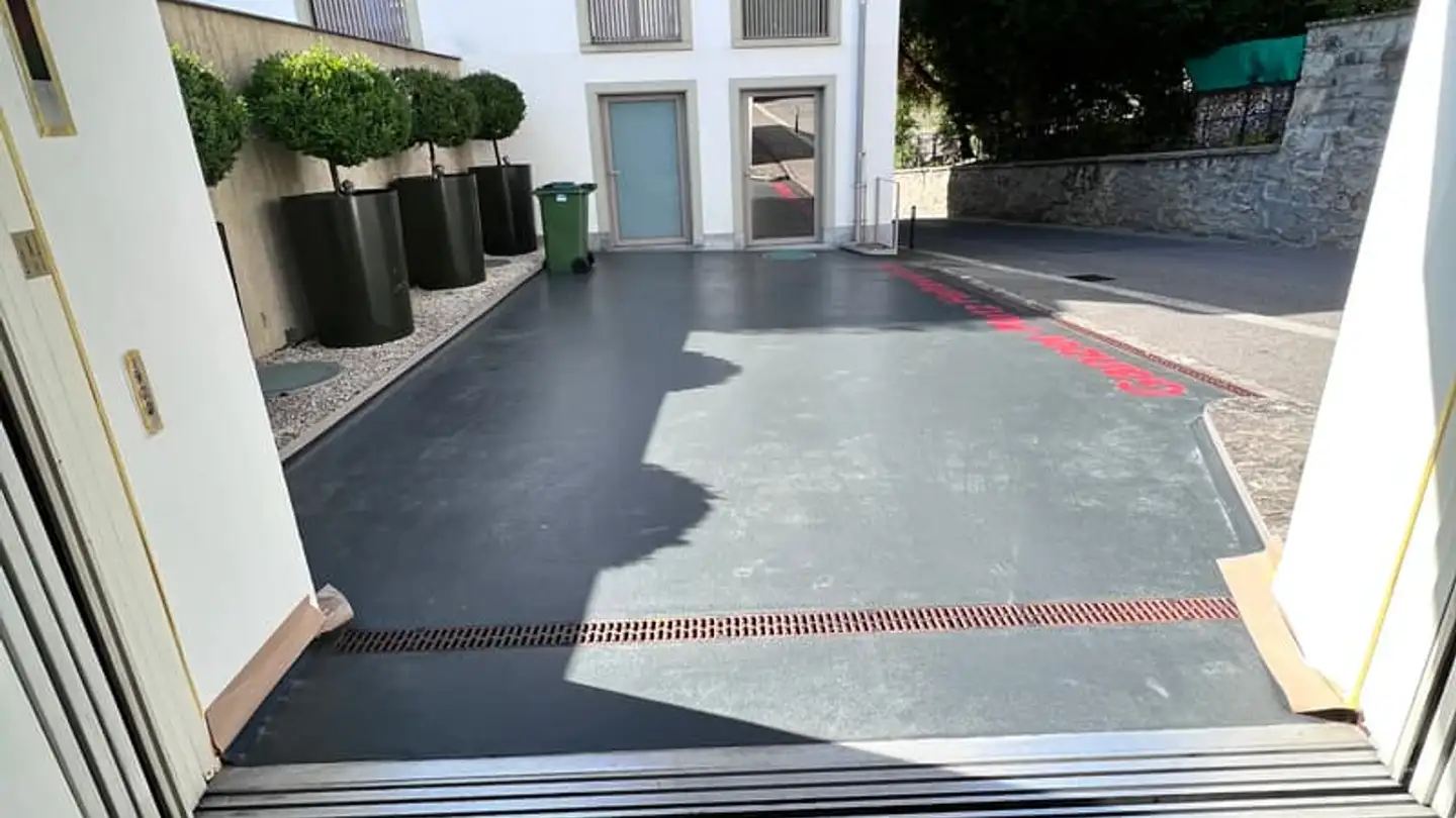 Parcheggio sotterraneo in affitto - Adligenswilerstrasse 18, 6006 Luzern - Photo 2