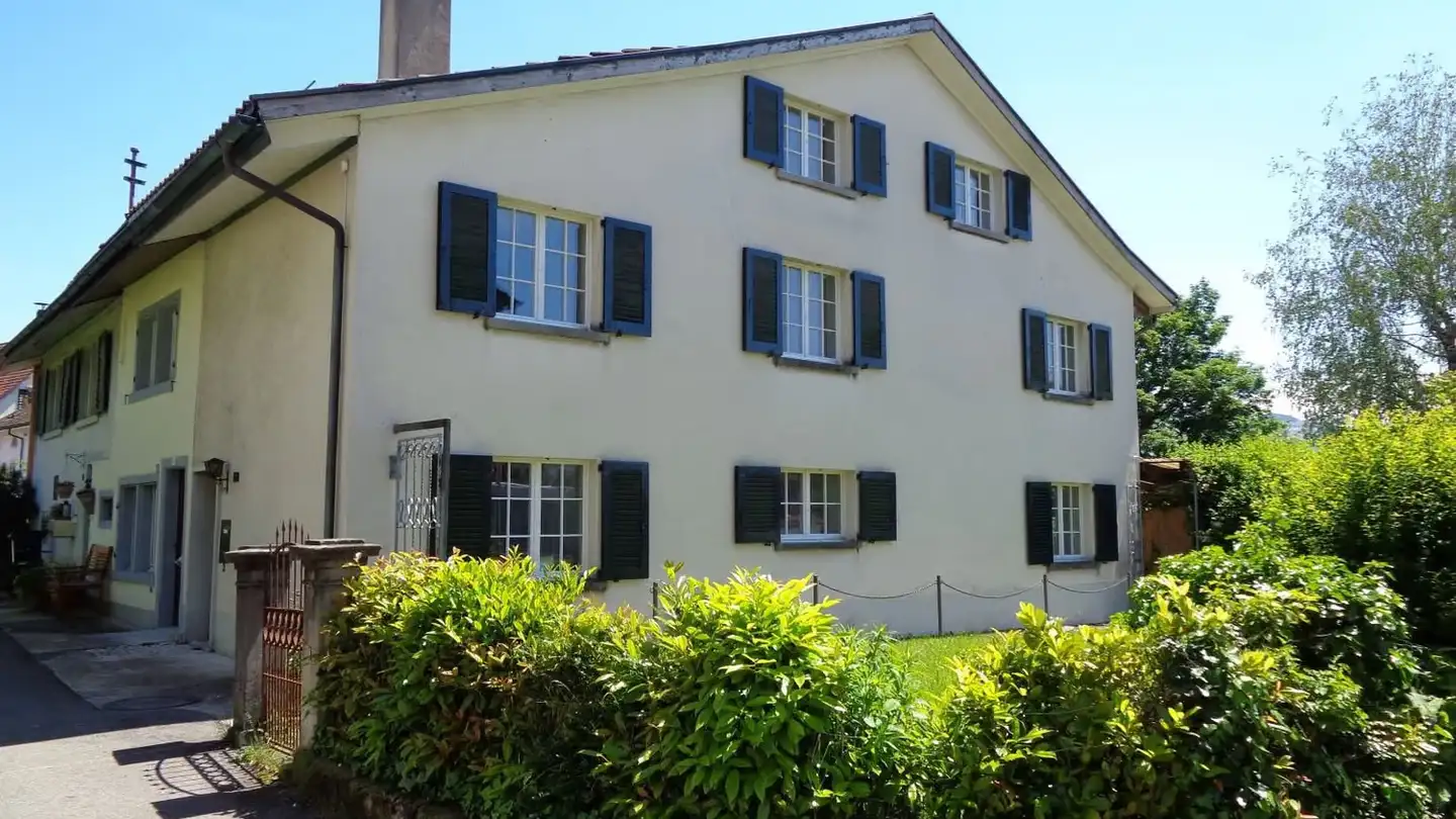 Row house for rent - Ebnetstrasse 2, 8712 Stäfa