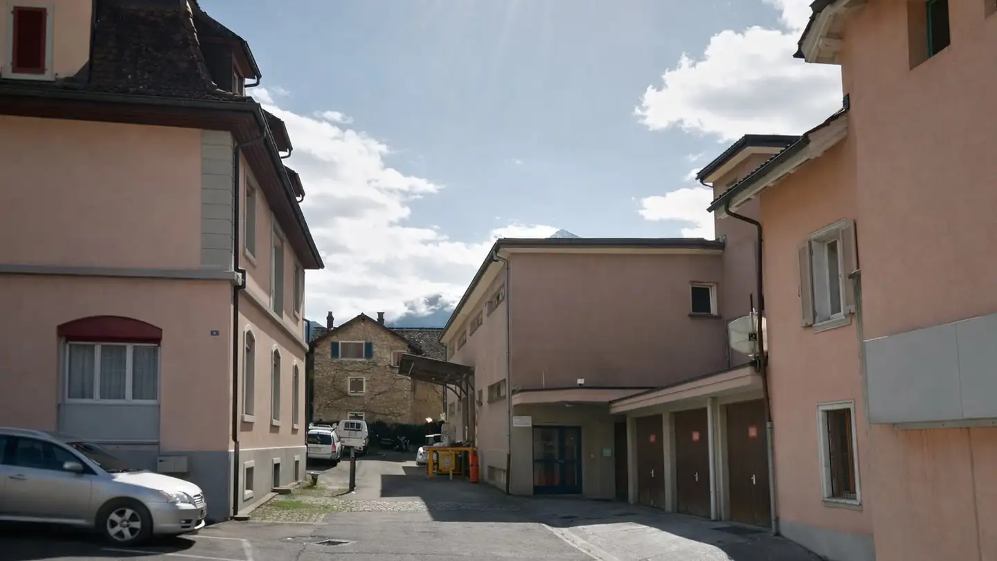 Mischgenutztes Gebäude kaufen - 6472 Erstfeld - Foto 2