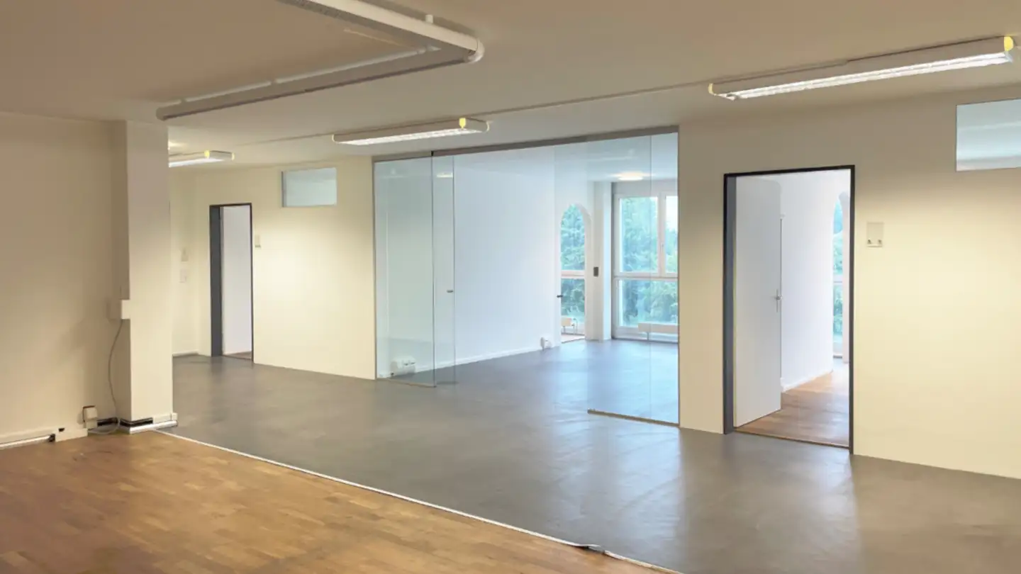 Spazio ufficio in affitto - Chaltenbodenstrasse 6a, 8834 Schindellegi - Photo 2