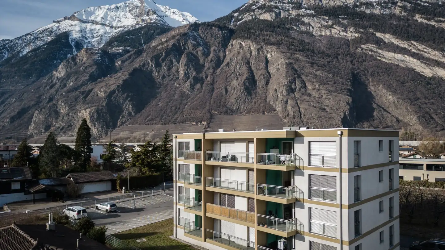 Apartment for sale - 1907 Saxon