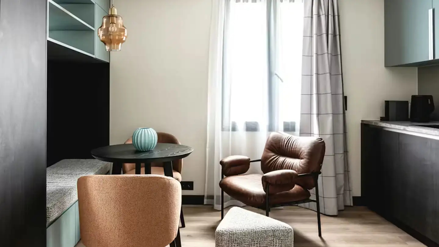 Appartement à louer - Waffenplatzstrasse, 8002 Zürich - Photo 2