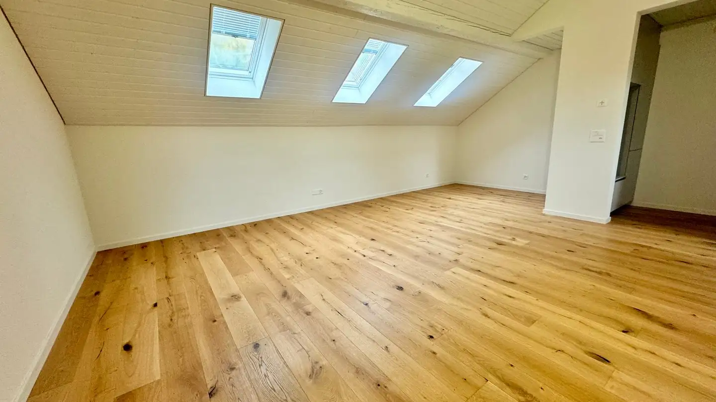 Dachgeschosswohnung mieten - Höhenweg 7, 2540 Grenchen