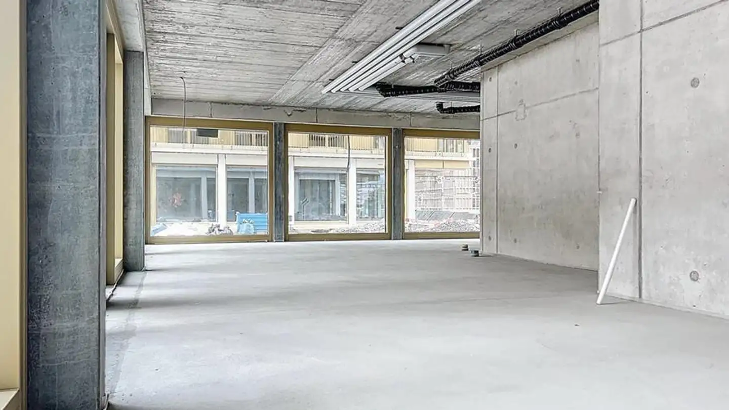 Geschäft mieten - Cour De La Gare, 1950 Sion