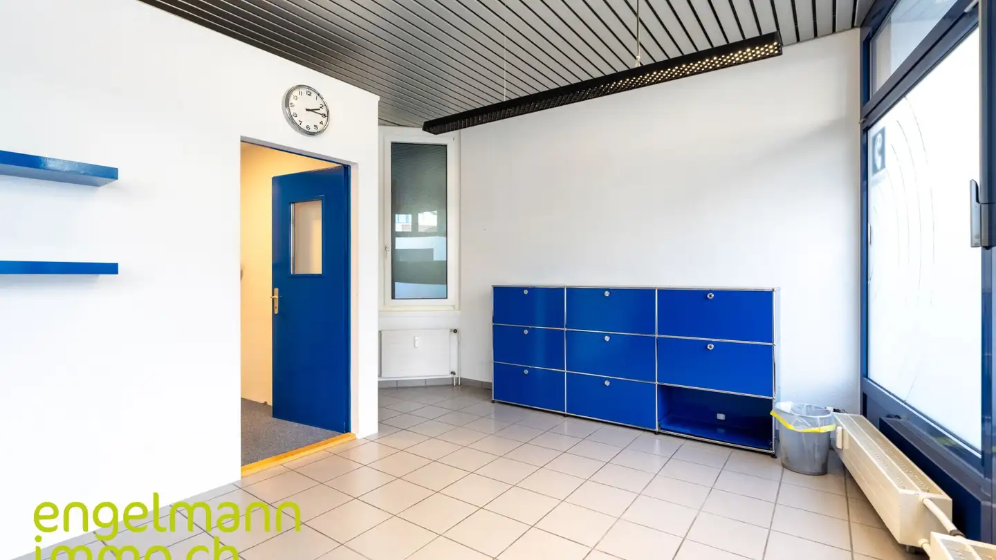 Shop for rent - Rue Centrale 1, 2740 Moutier - Photo 3