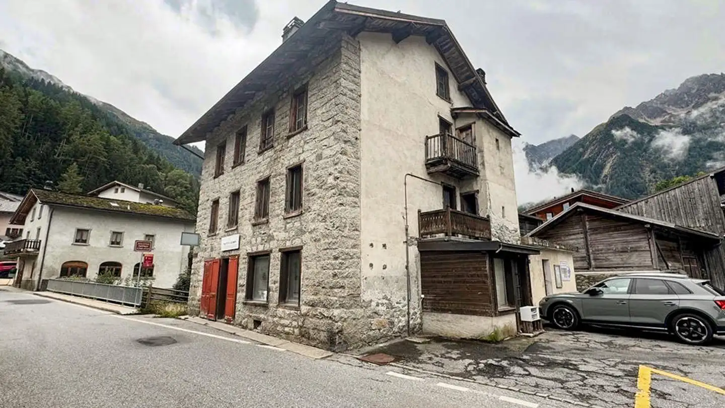 Residential building for sale - 1943 Praz-de-Fort