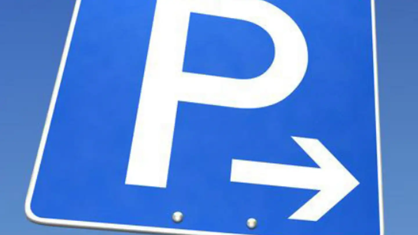 Underground parking space for rent - Alte Landstrasse 106, 8702 Zollikon