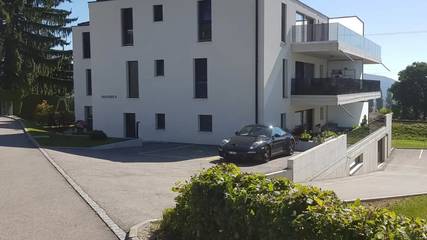 Place de parking souterraine à vendre - Chemin Des Vergers 8, 2206 Les Geneveys-sur-Coffrane