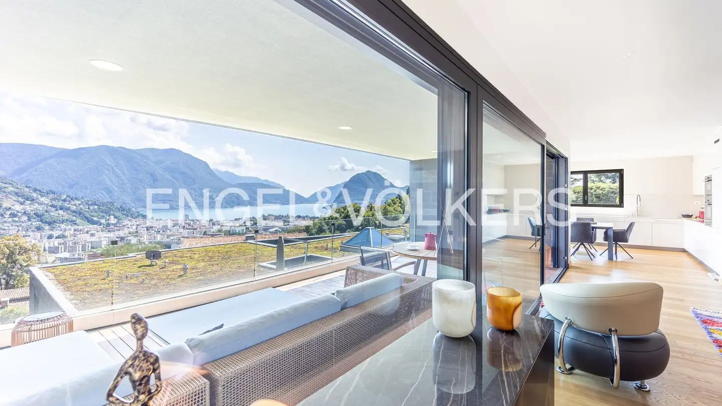 Dachgeschosswohnung kaufen - 6948 Porza