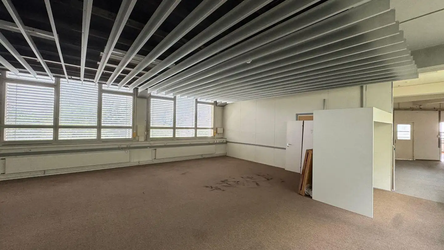 Commerciale in affitto - Weissensteinstrasse 81, 4500 Solothurn - Foto 2