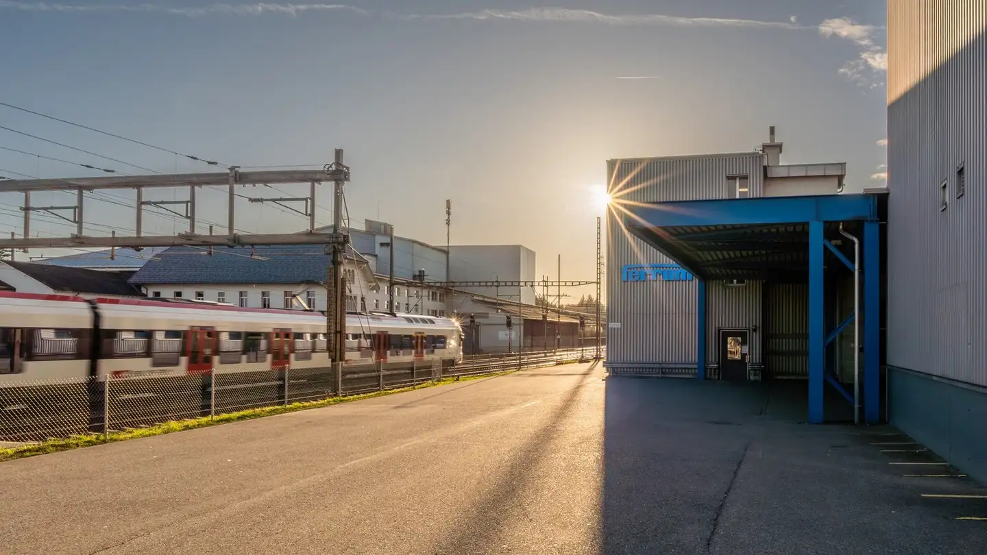 Commercial for rent - Bahnstrasse 18, 5102 Rupperswil - Photo 2