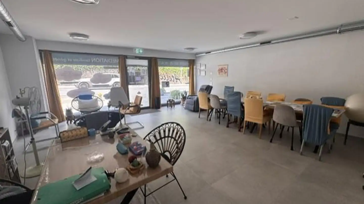 Mischgenutztes Gebäude kaufen - Avenue Des Alpes 15, 3960 Sierre