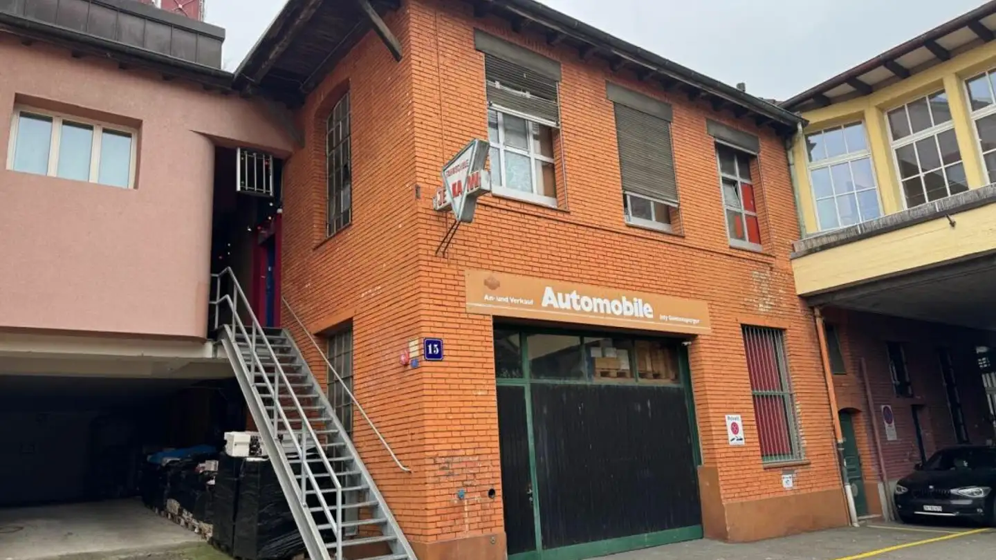 Commercial à vendre - 8152 Glattbrugg