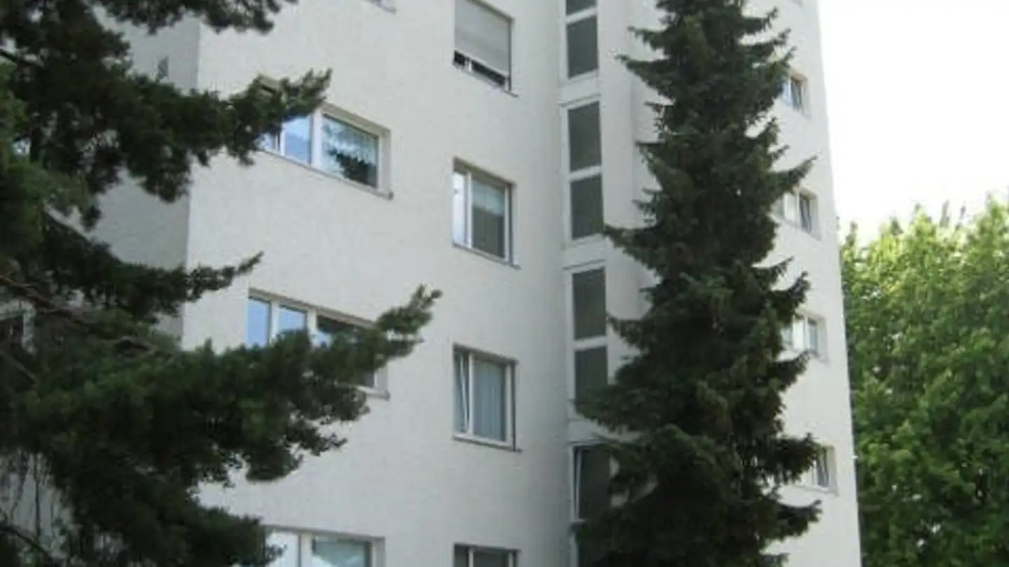 Tiefgaragenstellplatz mieten - Florastrasse 5, 9403 Goldach